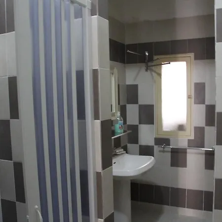 Nocleg ze śniadaniem Youthhome